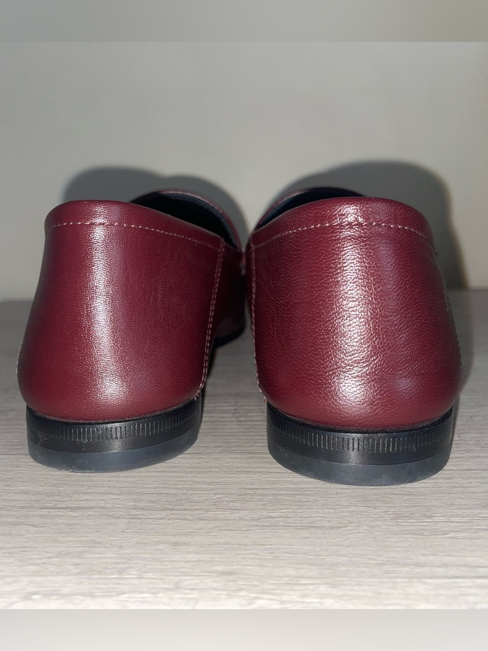 Authentic Gucci Womens Leather Horsebit Loafers in Vintage Bordeaux. Pre-Owned - Picture 4 of 13